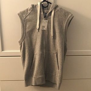 Sleeveless Zip up Sweatshirt